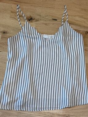 Versatile Tank with Black Stripes